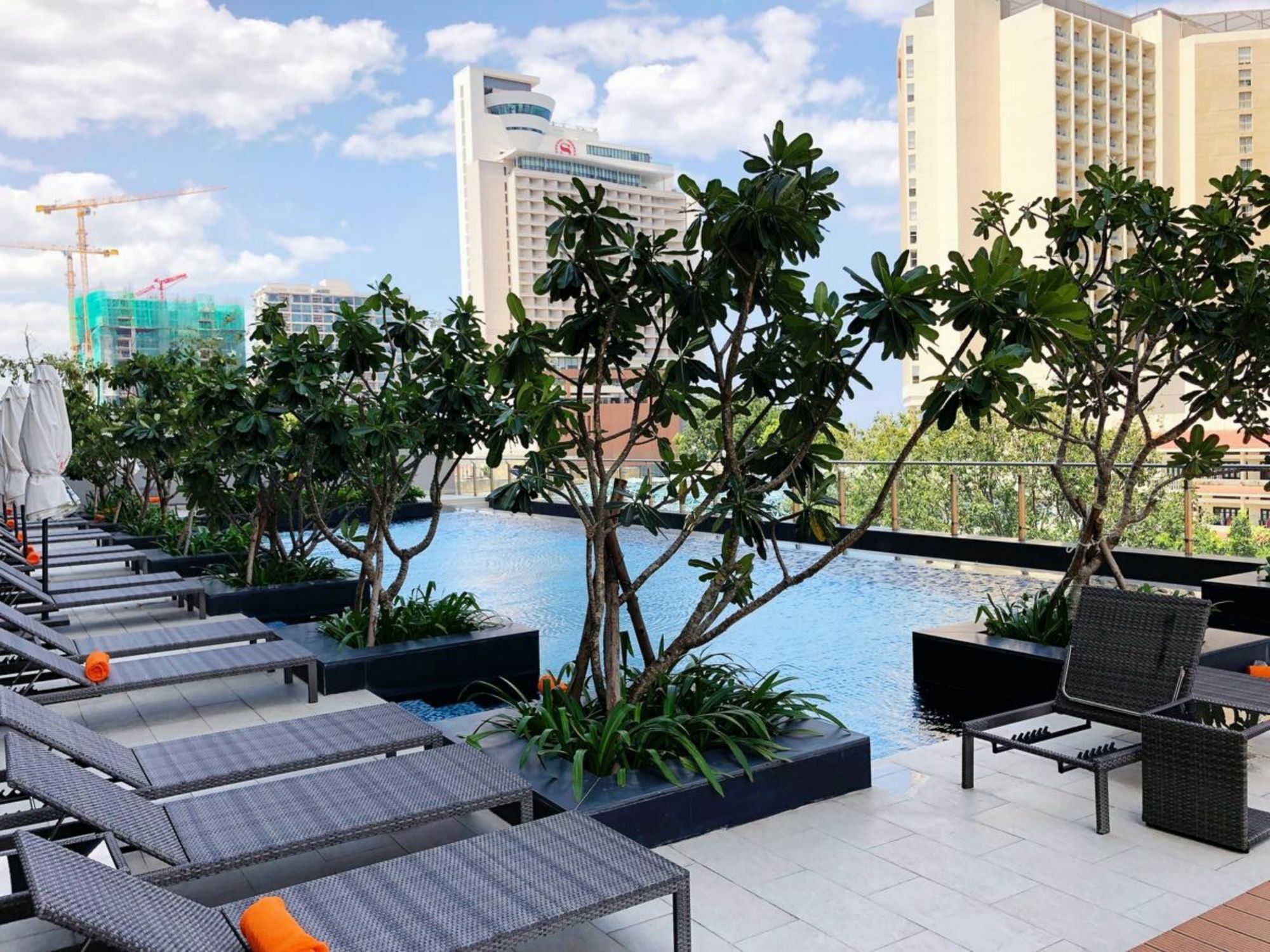 Parama Apartments Balcony Beachfront Nha Trang Exterior foto